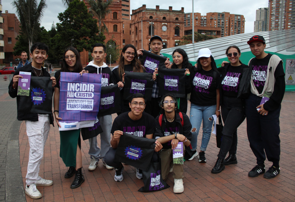 Incidir para existir